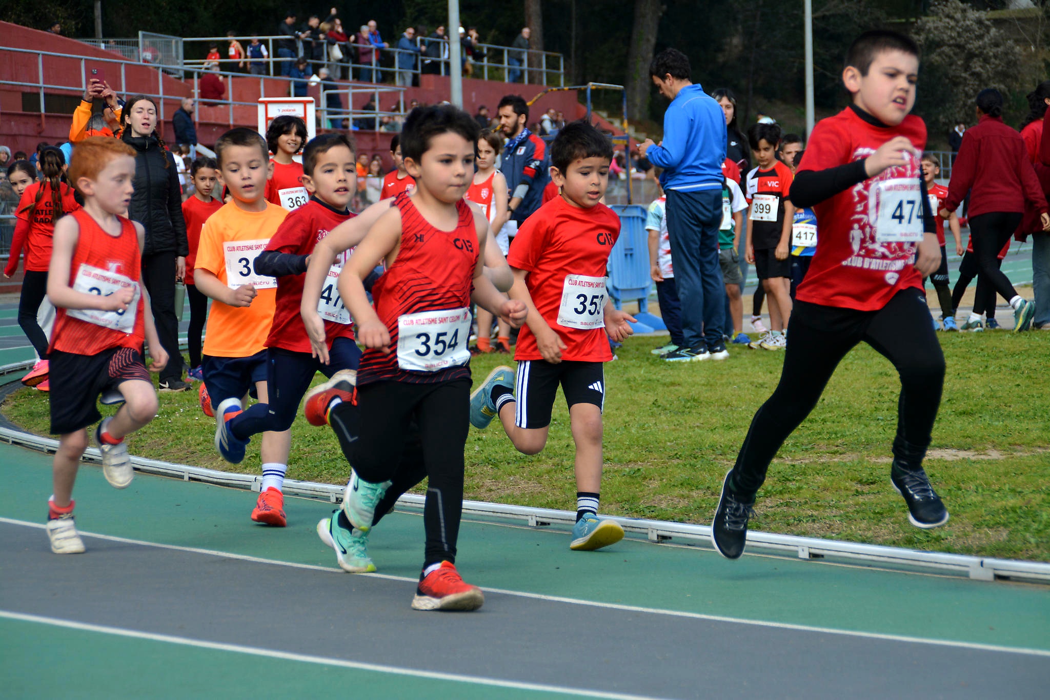 Club Atletisme Badalona - Escola